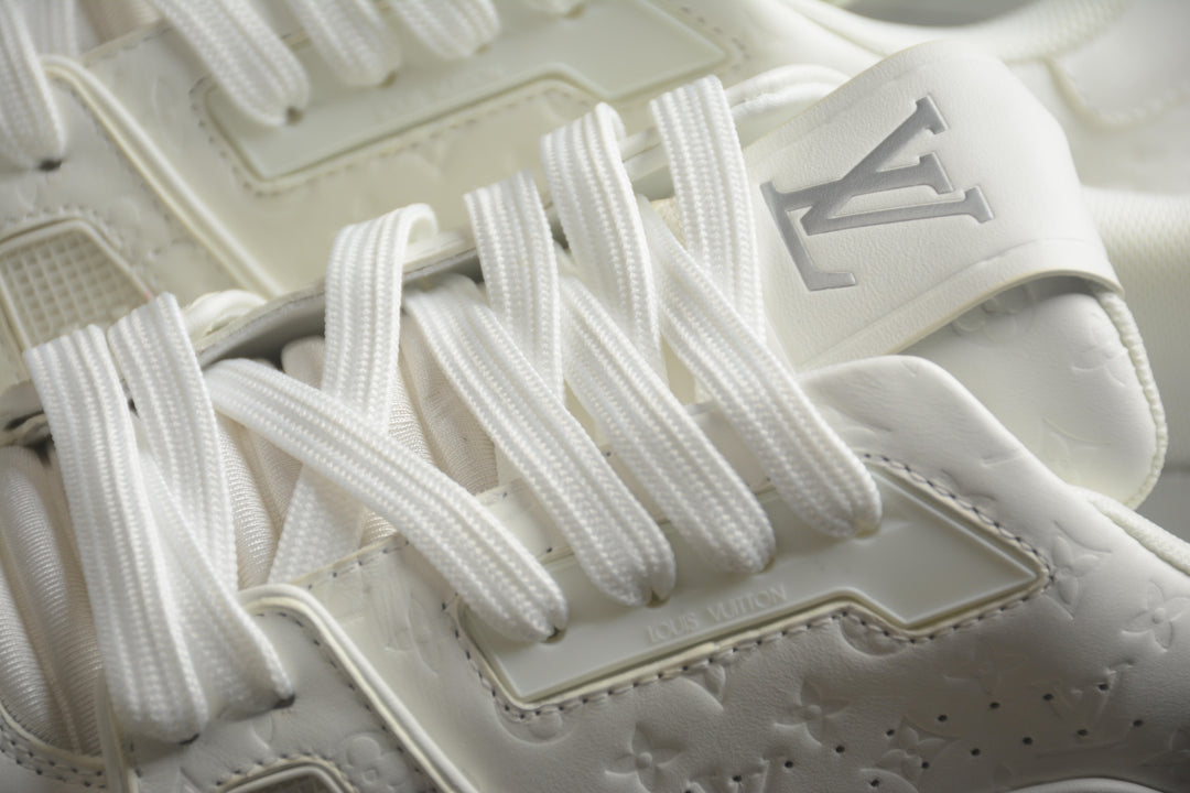 Tênis Louis Vuitton Trainer Sneaker - Branco