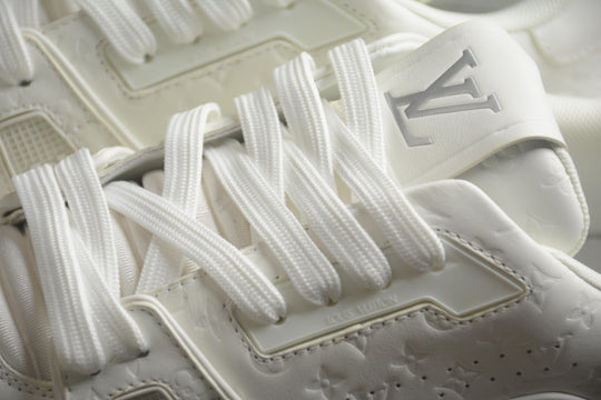 Tênis Louis Vuitton Trainer Sneaker - Branco