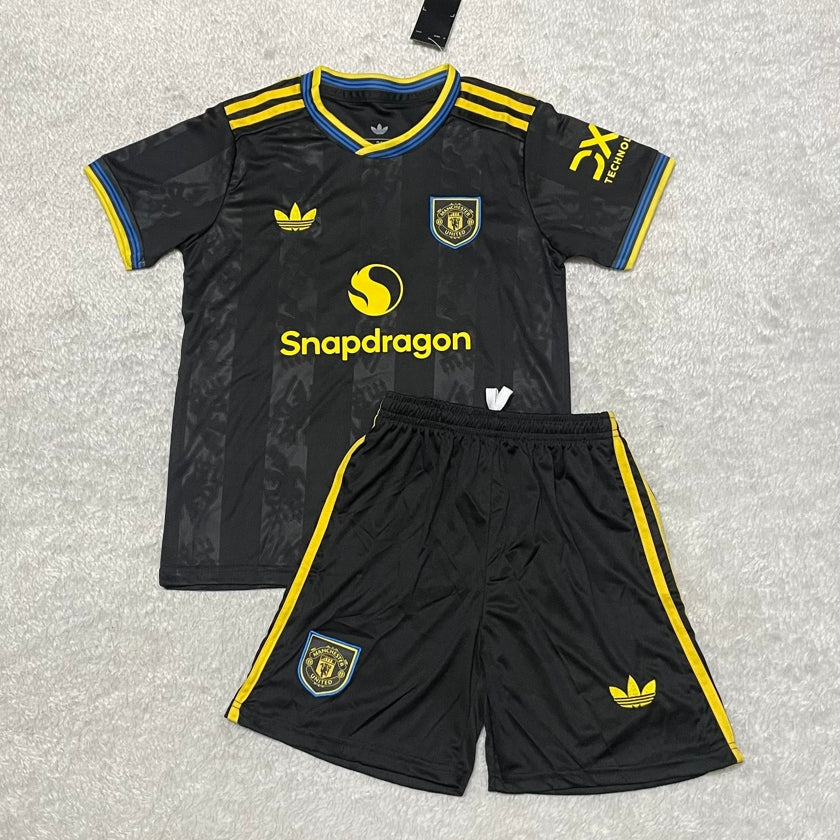 Conjunto Brasil II Infantil 2024/25