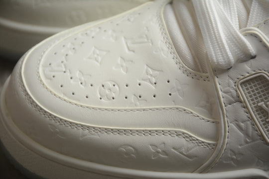 Tênis Louis Vuitton Trainer Sneaker - Branco