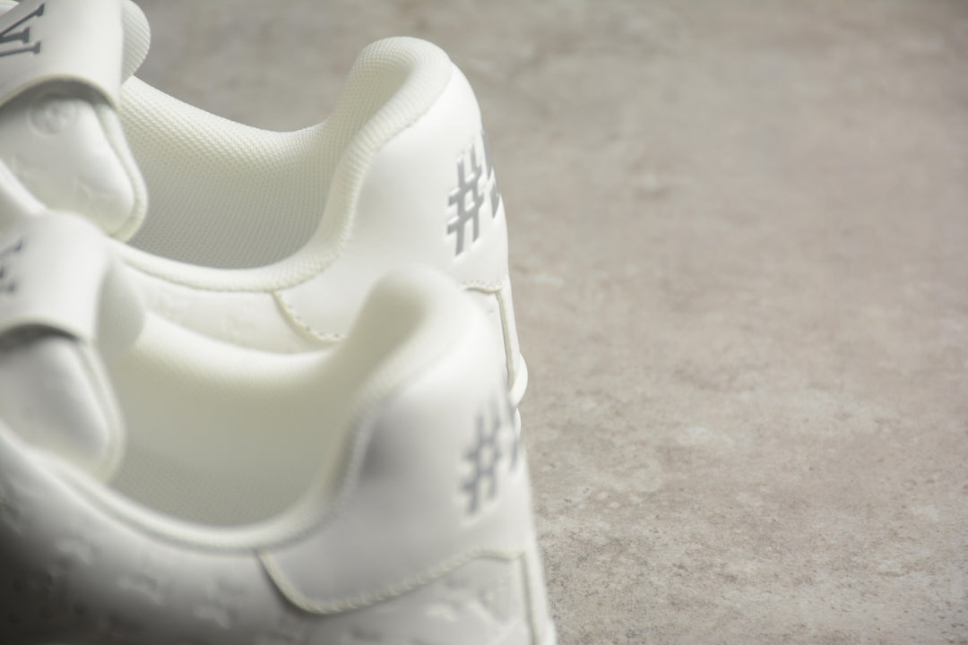 Tênis Louis Vuitton Trainer Sneaker - Branco