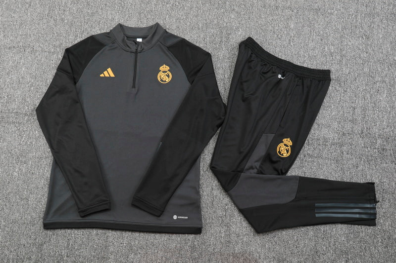 Conjunto de Frio Jaqueta Treino Real Madrid 2023/24 - Preto