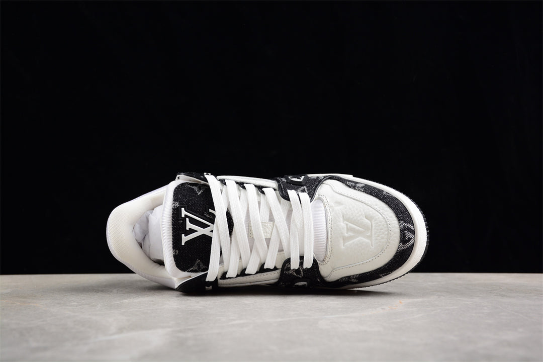Tênis Louis Vuitton Trainer Sneaker - Preto
