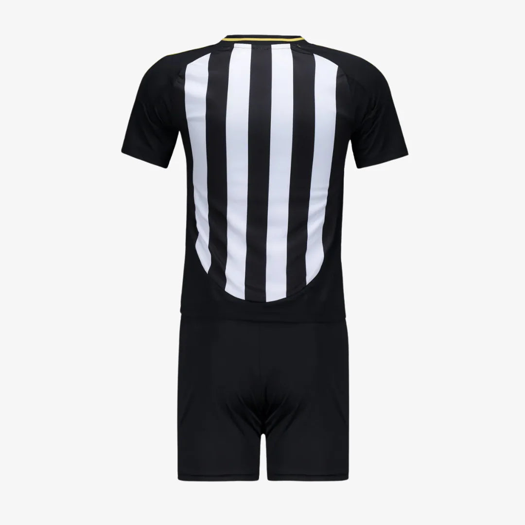 Conjunto Brasil II Infantil 2024/25