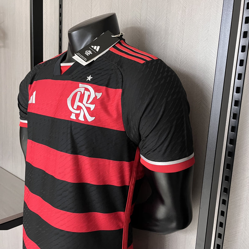 camisa-camiseta-blusa-do-flamengo-nova-lançamento-da-temporada-2024/25-24/25-i-1-titular-principal-primeira-home-vermelha-e-preta-rubro-negra-listrada-masculina-versão-modelo-jogador-player-gabigol-pedro-arrascaeta-delacruz-tailandesa