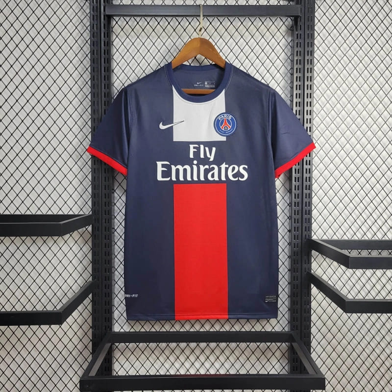 camisa-camiseta-blusa-retrô-antiga-psg-da-temporada-2013/14-13/14-nike-azul-patrocinio-fly-emirates-masculina-tailandesa-i-1-titular-principal-ibrahimovic-lucas-moura-cavani-pastore-lavezzi-verrati-thiago-silva-motta-marquinhos