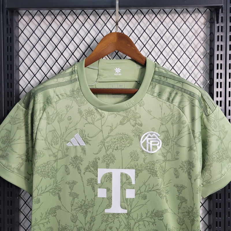 comprar-camisa-camiseta-blusa-do-bayern-de-munique-masculina-edição-especial-oktoberfest-verde-rosas-flores-da-temporada-2023/24-23/24-nova-lançamento-versão-modelo-torcedor-tailandesa-réplica-de-time-de-futebol