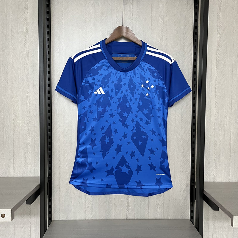 comprar-camisa-camiseta-blusa-do-cruzeiro-nova-lançamento-adidas-da-temporada-2024/25-24/25-i-1-titular-principal-primeira-home-azul-estrelas-feminina-baby-look-versão-modelo-torcedor-tailandesa-réplica-pro-mantos-matheus-pereira-kaio-jorge