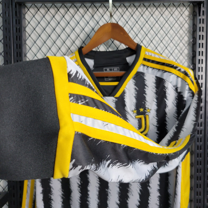 comprar-camisa-camiseta-blusa-do-da-juventus-nova-lançamento-da-temporada-2023/2024-23/24-masculina-versão-modelo-torcedor-manga-longa-branca-e-preta-listrada-1-i-titular-principal-primeira-zebra-preto-com-branco-tailandesa