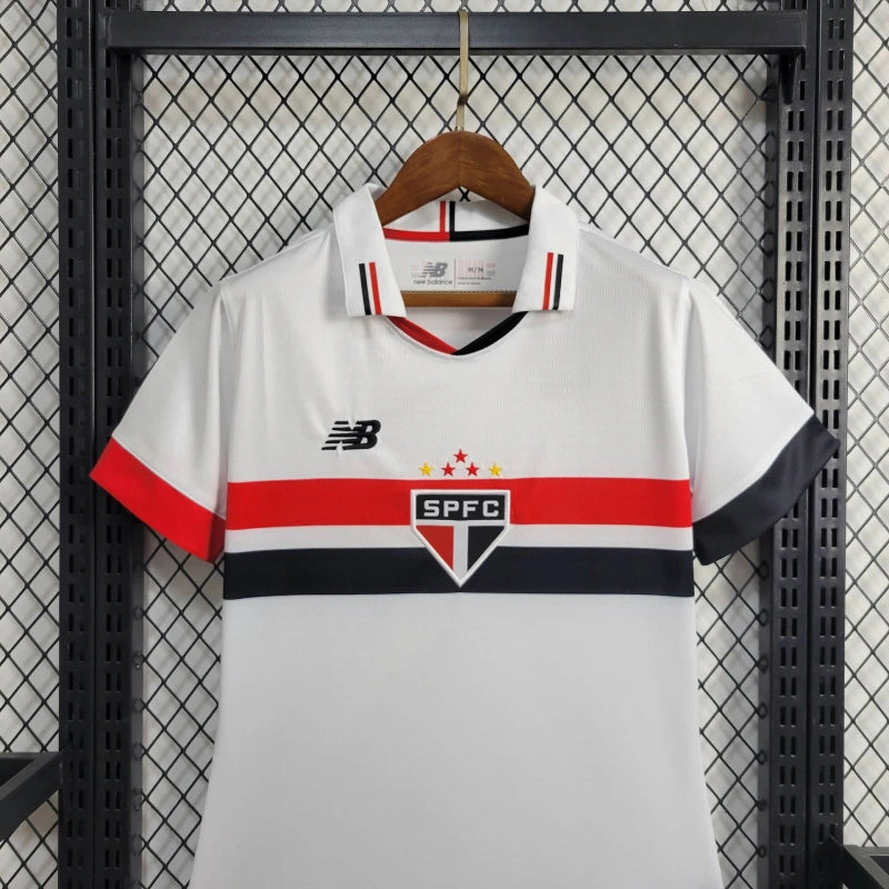 comprar-camisa-camiseta-blusa-do-são-paulo-spfc-new-balance-nova-lançamento-da-temporada-2024/25-24/25-feminina-baby-look-versão-modelo-torcedor-branca-de-com-gola-polo-1-i-titular-principal-primeira-home-lucas-moura-luciano-calleri-pro-mantos