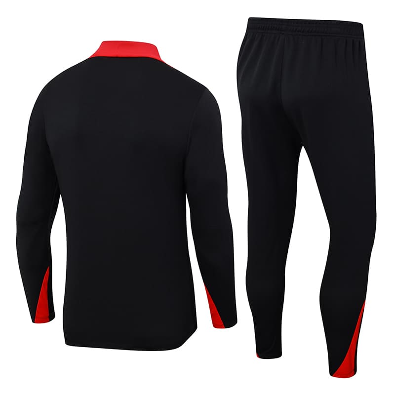 Conjunto de Frio Jaqueta Treino Liverpool 2024/25 - Preto