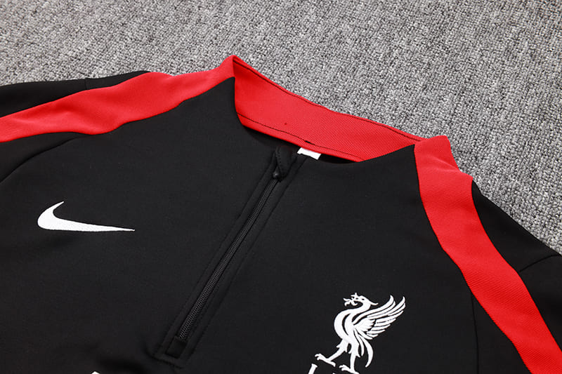 Conjunto de Frio Jaqueta Treino Liverpool 2024/25 - Preto