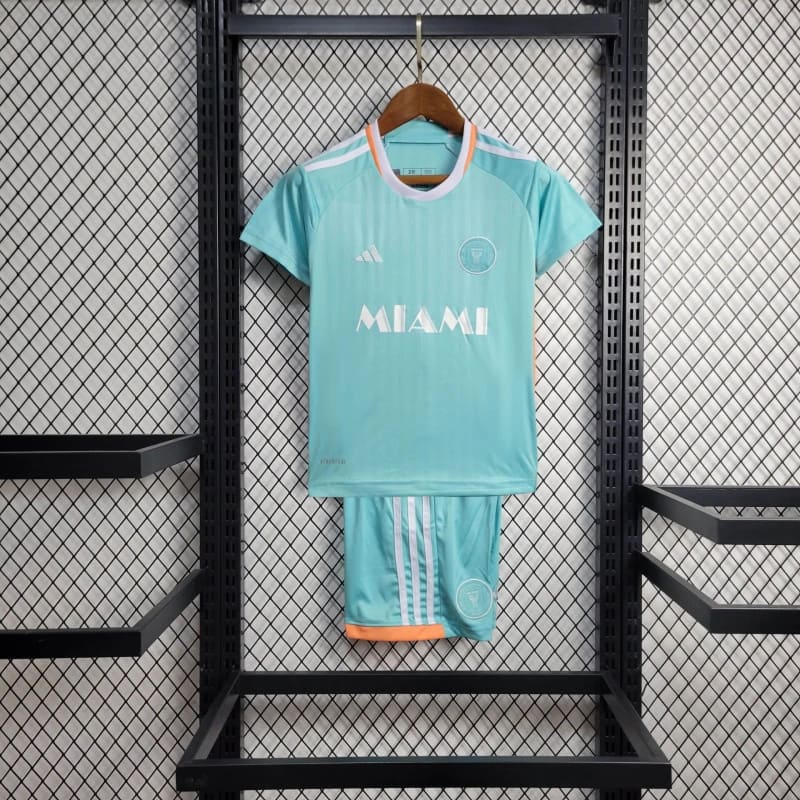 conjunto-kit-com-calção-infantil-kids-para-crianças-camisa-camiseta--do-inter-miami-nova-lançamento-adidas-da-temporada-2024/25-24/25-iii-3-terceira-third-verde-especial-messi-tailandesa-réplica-pro-mantos