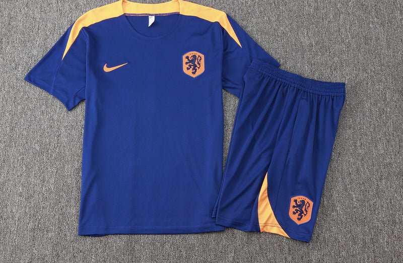 Conjunto Camisa e Calção Holanda Treino 2024/25 - Azul