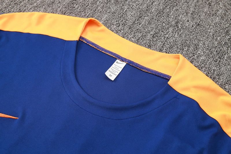 Conjunto Camisa e Calção Holanda Treino 2024/25 - Azul